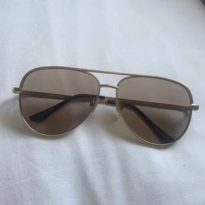 🕶Quay x Desi Sahara Sunglasses